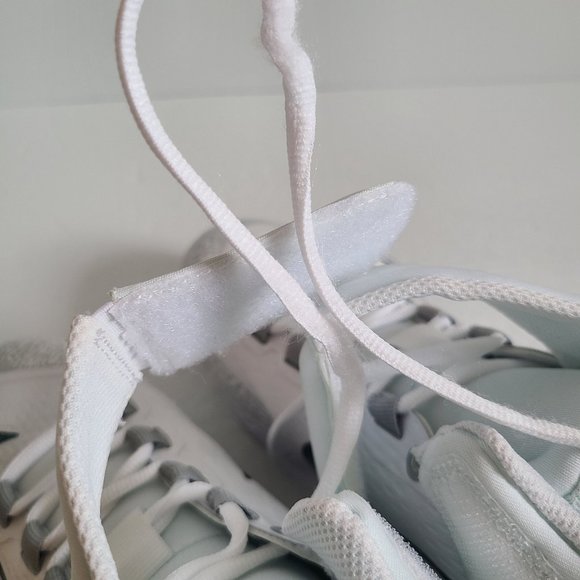 NEW Nike Alpha Huarache Elite 4 Mid Baseball Cleats FD2744-100 Size 8 White main image 5